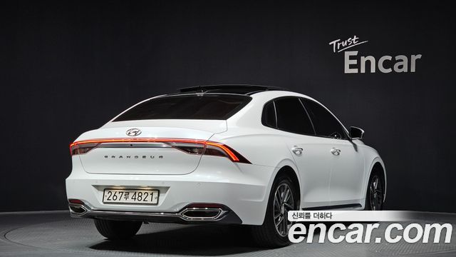 Hyundai Grandeur (IG) 3.0 LPi Rent Car Modern 2022 — фото 2
