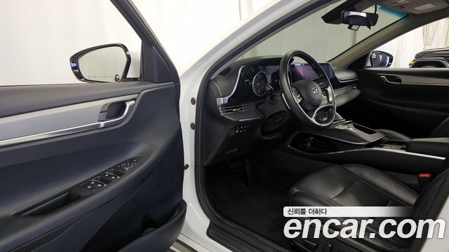 Hyundai Grandeur (IG) 3.0 LPi Rent Car Modern 2022 — фото 10