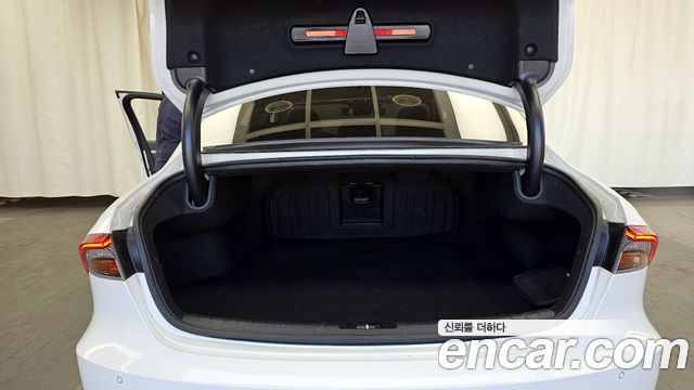 Hyundai Grandeur (IG) 3.0 LPi Rent Car Modern 2022 — фото 20