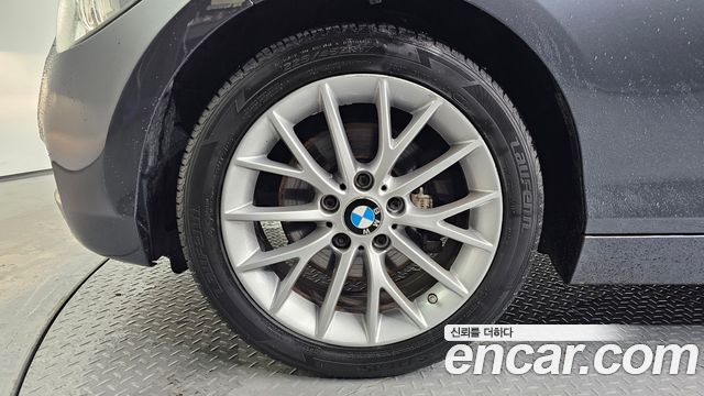 BMW 1 Series (F20) 118d Sport 5Door 2015 — фото 5