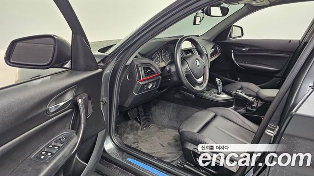 BMW 1 Series (F20) 118d Sport 5Door 2015 — фото 10