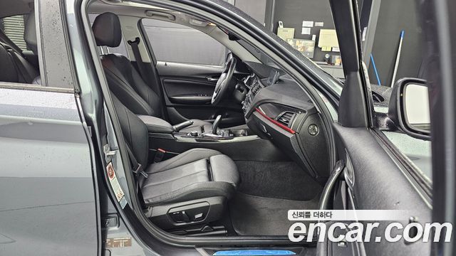 BMW 1 Series (F20) 118d Sport 5Door 2015 — фото 12