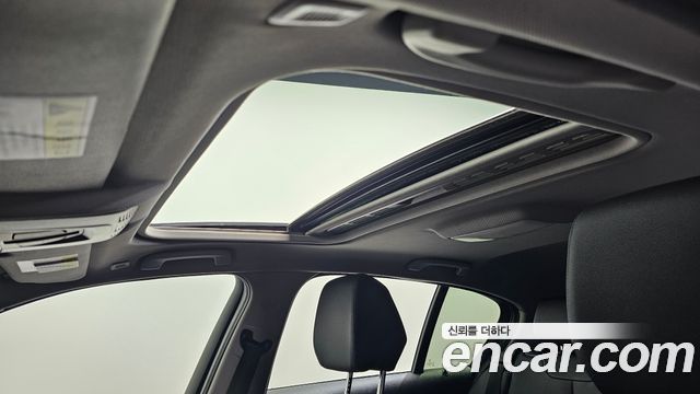 BMW 1 Series (F20) 118d Sport 5Door 2015 — фото 19