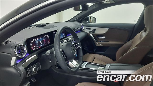 Mercedes-Benz CLA-Class (C118) AMG CLA 45 S 4MATIC+ 2026 — фото 17