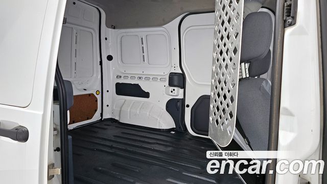 Ford Transit Connect 2.0 1st 2011 — фото 11