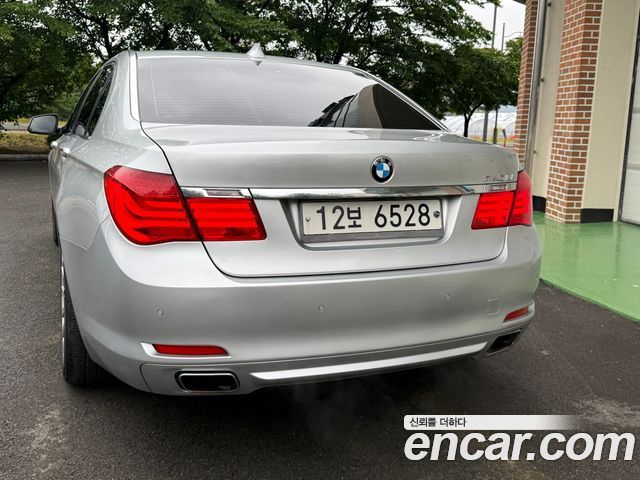 BMW 7 Series (F01) 740Li 2011 — фото 5