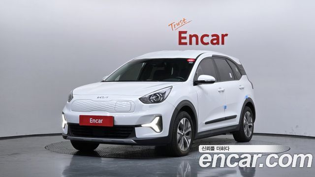 Kia Niro Plus Light (Taxi Trim) 2023 — фото 1