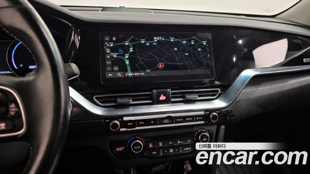 Kia Niro Plus Light (Taxi Trim) 2023 — фото 12