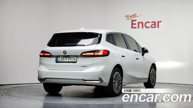 BMW 2 Series Active Tourer (U06) 218d Luxury 2024 — фото 2