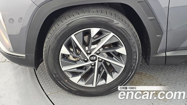 Hyundai Tucson (NX4) Gasoline 1.6 Turbo 2WD Premium 2022 — фото 5