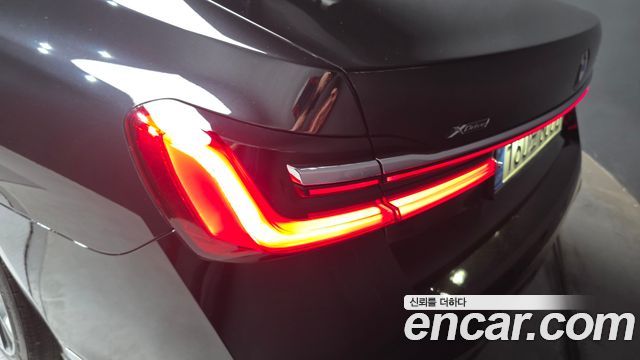 BMW 7 Series (G11) 740Li xDrive M Sport Package 2022 — фото 23