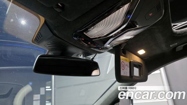 BMW 7 Series (G11) 740Li xDrive M Sport Package 2022 — фото 29