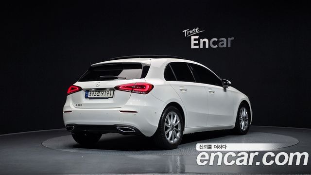 Mercedes-Benz A-Class (W177) A220 Hatchback 2020 — фото 2