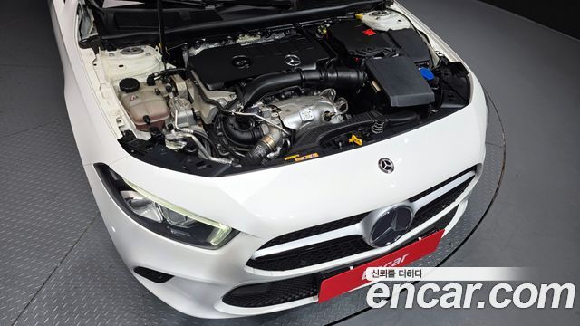 Mercedes-Benz A-Class (W177) A220 Hatchback 2020 — фото 6