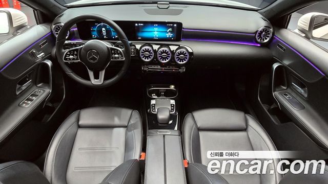 Mercedes-Benz A-Class (W177) A220 Hatchback 2020 — фото 7
