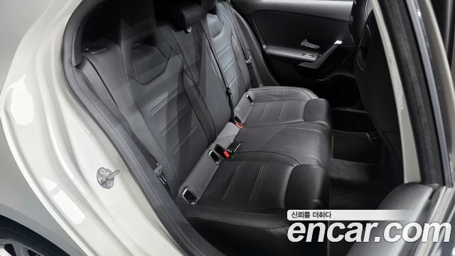 Mercedes-Benz A-Class (W177) A220 Hatchback 2020 — фото 11