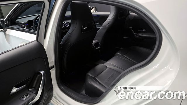 Mercedes-Benz A-Class (W177) A220 Hatchback 2020 — фото 12
