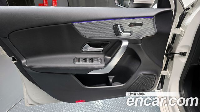 Mercedes-Benz A-Class (W177) A220 Hatchback 2020 — фото 24