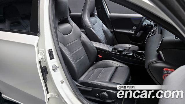 Mercedes-Benz A-Class (W177) A220 Hatchback 2020 — фото 26