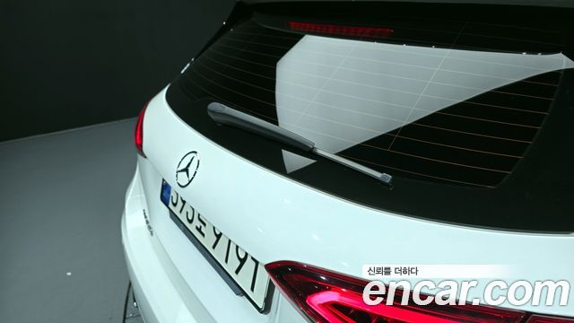Mercedes-Benz A-Class (W177) A220 Hatchback 2020 — фото 30