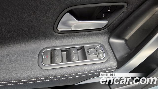 Mercedes-Benz A-Class (W177) A220 Hatchback 2020 — фото 33