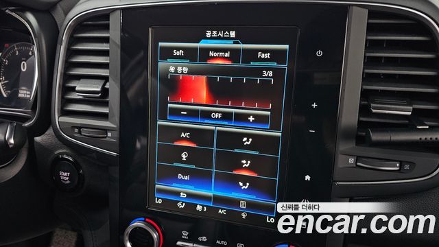 Renault Korea QM6 2.0 GDe PREMIERE 2WD 2021 — фото 22