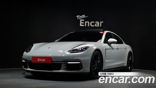 Porsche Panamera (971) 3.0 AWD 2018 — фото 1