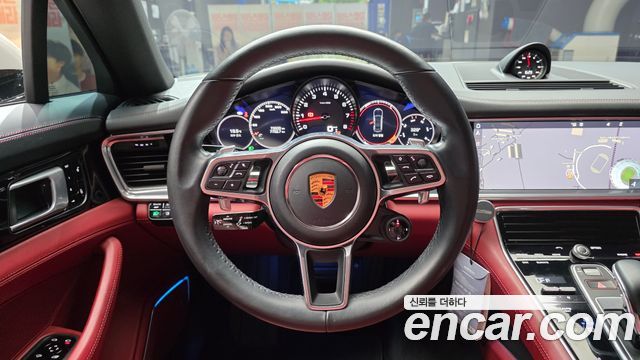 Porsche Panamera (971) 3.0 AWD 2018 — фото 17