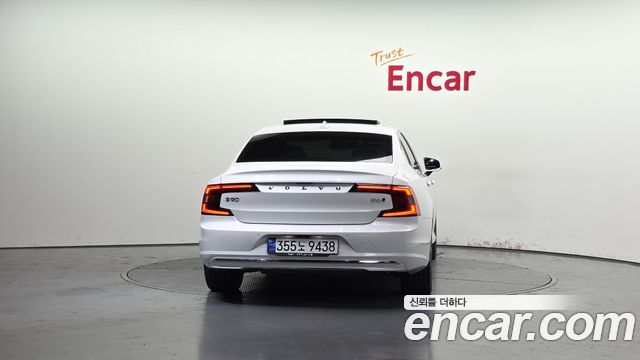 Volvo S90 B6 AWD Inscription 2021 — фото 4
