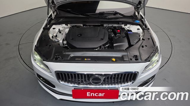 Volvo S90 B6 AWD Inscription 2021 — фото 6
