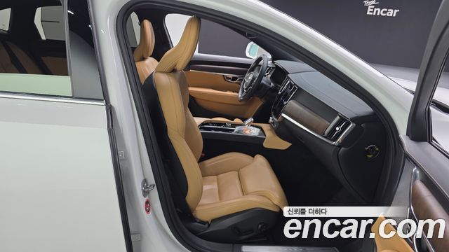 Volvo S90 B6 AWD Inscription 2021 — фото 15