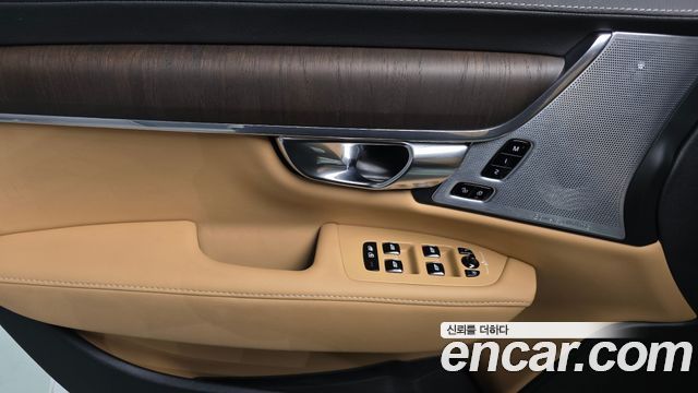 Volvo S90 B6 AWD Inscription 2021 — фото 30