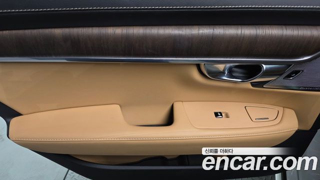 Volvo S90 B6 AWD Inscription 2021 — фото 31