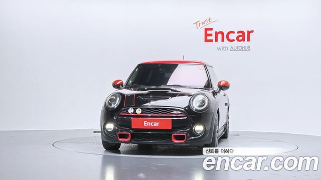 MINI Cooper S Standard Third Generation 2019 — фото 3