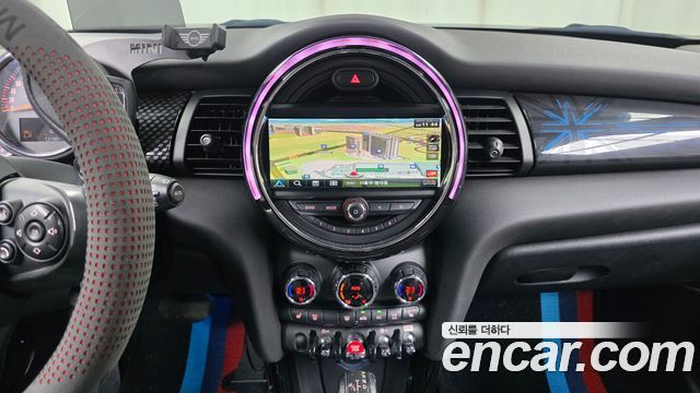 MINI Cooper S Standard Third Generation 2019 — фото 14
