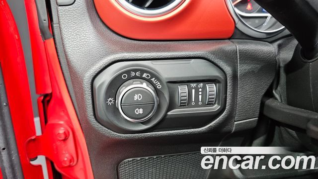 Jeep Wrangler (JL) 2.0 Rubicon Power Top 4Door 2021 — фото 28