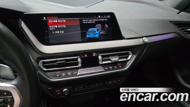 BMW 1 Series (F40) 120i M Sports 2022 — фото 14