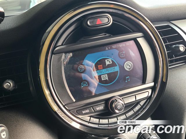 MINI Cooper Standard Third Generation 2019 — фото 19