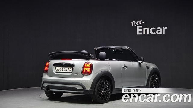 MINI Cooper Convertible Classic Third Generation 2024 — фото 2