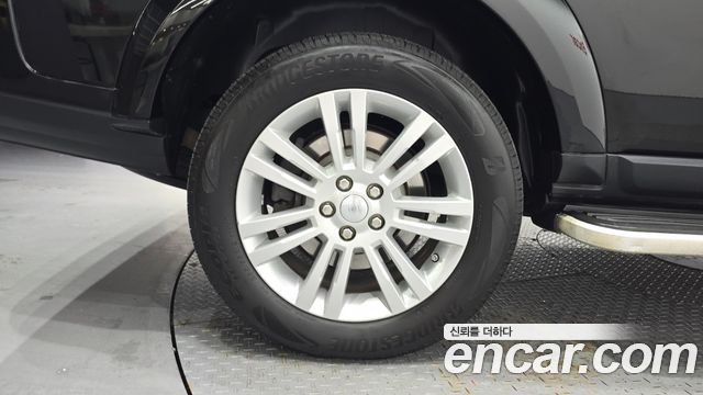 Land Rover Discovery 4 3.0 SDV6 HSE 2016 — фото 5