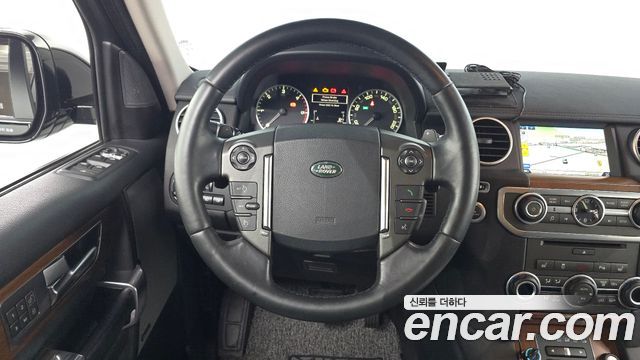 Land Rover Discovery 4 3.0 SDV6 HSE 2016 — фото 17