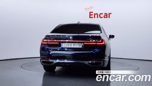 BMW 7 Series (G11) 740d xDrive Design Pure Excellence 2020 — фото 4