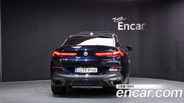 BMW X6 (G06) xDrive40i M Sport 2025 — фото 4