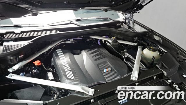 BMW X6 (G06) xDrive40i M Sport 2025 — фото 6