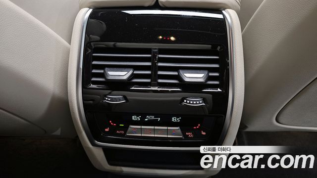 BMW X6 (G06) xDrive40i M Sport 2025 — фото 17