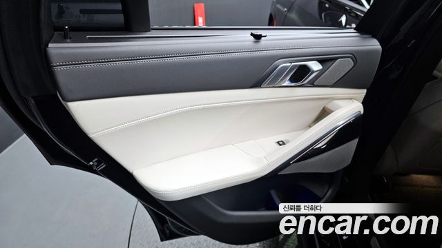 BMW X6 (G06) xDrive40i M Sport 2025 — фото 25