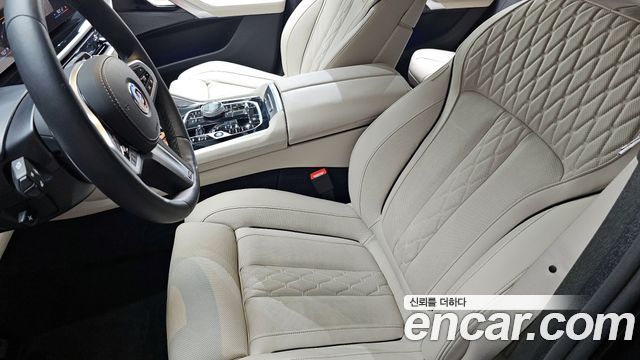 BMW X6 (G06) xDrive40i M Sport 2025 — фото 29
