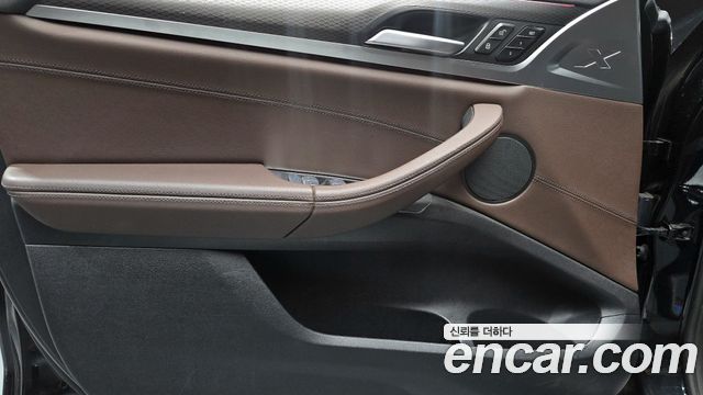 BMW X4 (G02) xDrive20i M Sport 2024 — фото 24