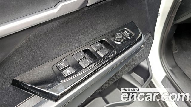 KG Mobility (SsangYong) Torres Gasoline 1.5 2WD T5 2023 — фото 19