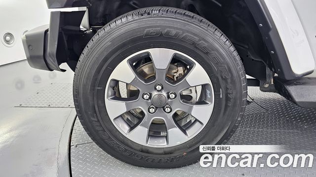 Jeep Wrangler (JL) 2.0 Overland 4Door 2022 — фото 5